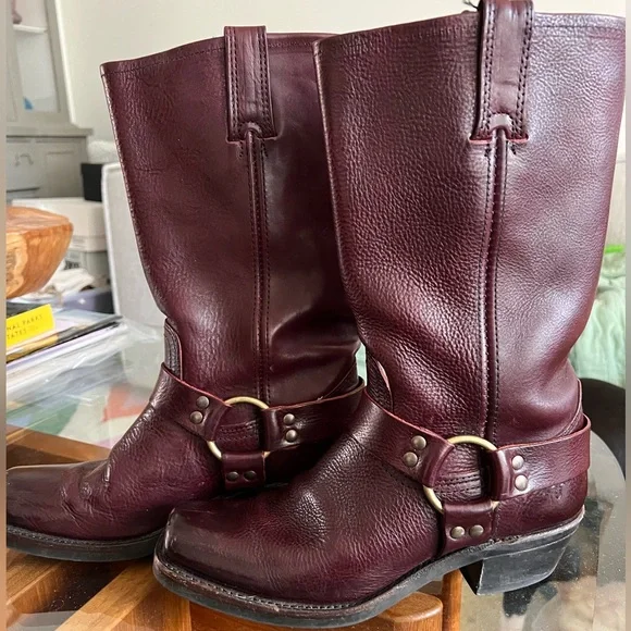 Burgundy Frye harness boots size 8 - Picture 3 of 5